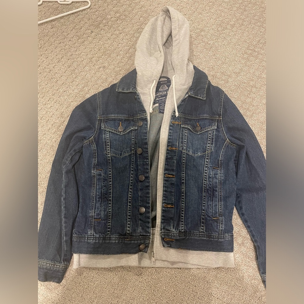 American Eagle size Medium - Men’s Jean Jacket NWOT